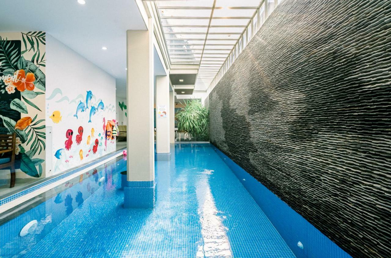 Vivian Villa & Apartment By My Khe Beach Da Nang Exterior photo